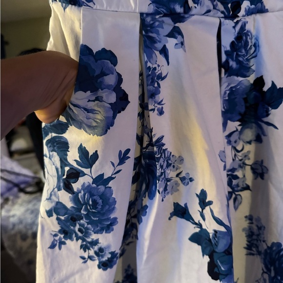 Jun & Ivy Floral Blue and White Dress - Picture 3 of 9